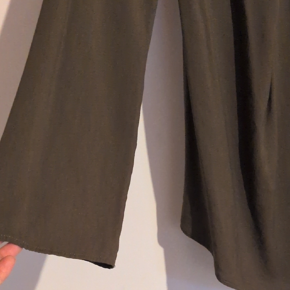 Very J Olive Tunic Top - Picture 4 of 5
